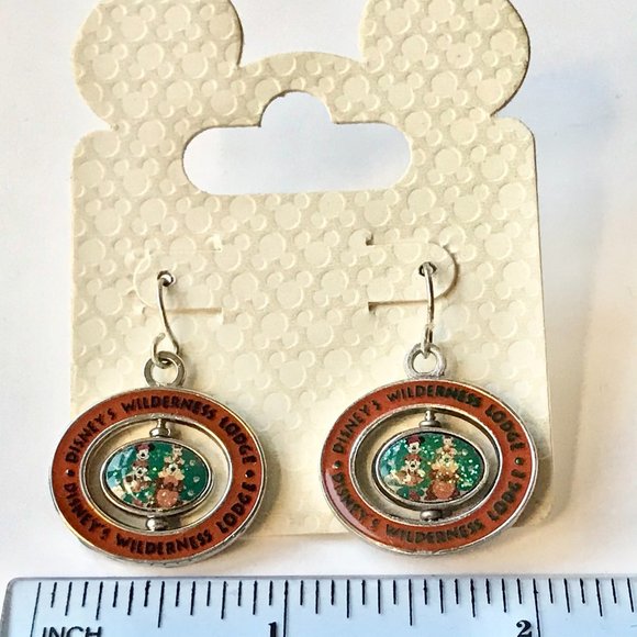Vintage Disney Wilderness Lodge Earrings Charm Humphrey Bear Mickey Mouse - Picture 5 of 5